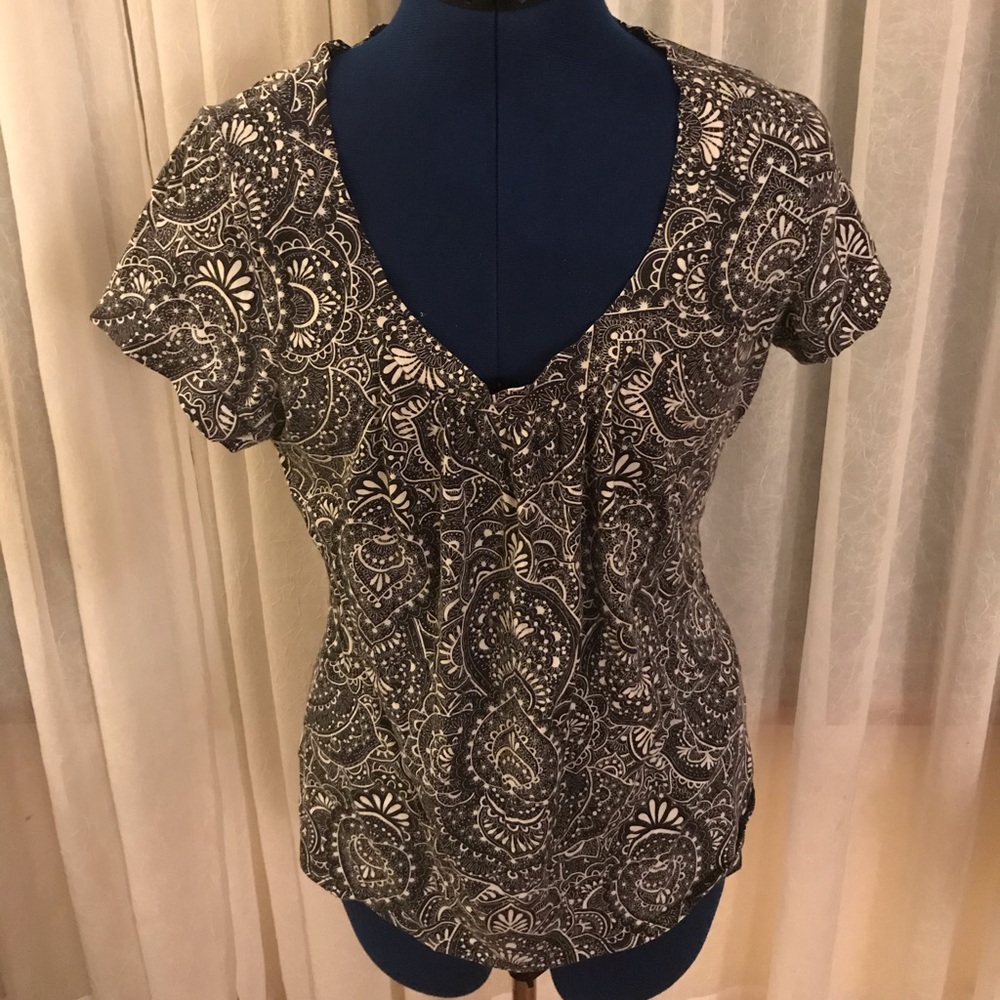 Black and white patterned blouse